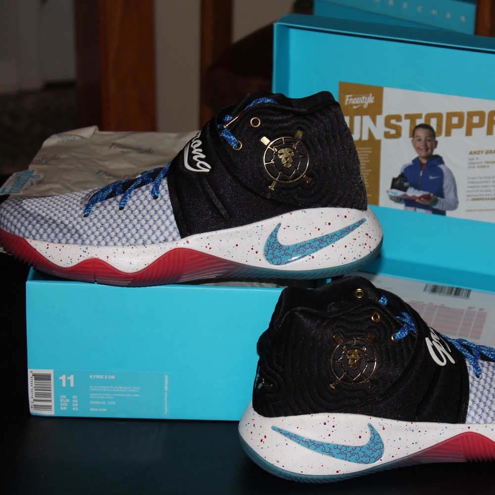 Nike Kyrie 2 Freestyle Doernbecher 898641-001